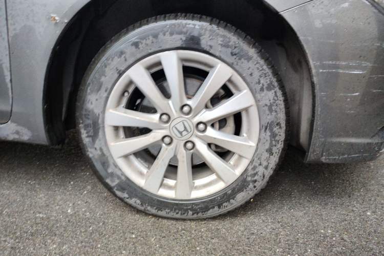 Used Honda Civic 2013 10th Anniversary 1.8L Automatic Luxury Edition Right Front Wheel Hub
