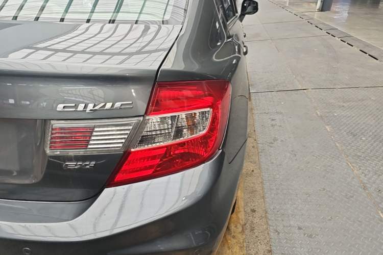 Used Honda Civic 2013 10th Anniversary 1.8L Automatic Comfort Version Right Rear Taillight