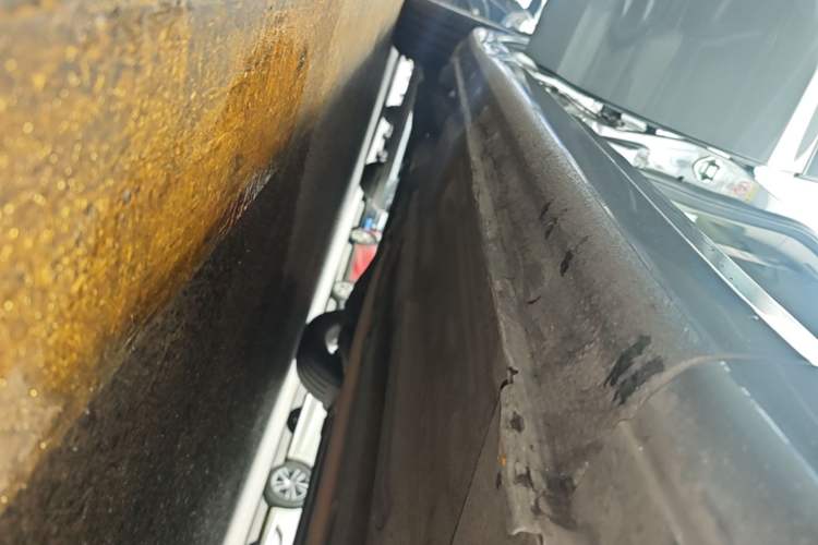 Used Honda Civic 2013 10th Anniversary 1.8L Automatic Comfort Version Right Side Sill