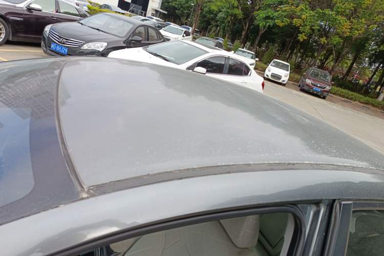Used Honda Civic 2013 10th Anniversary 1.8L Automatic Comfort Version Roof