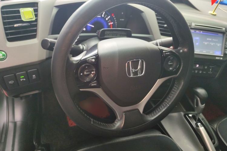 Used Honda Civic 2013 10th Anniversary 1.8L Automatic Luxury Edition Steering Wheel