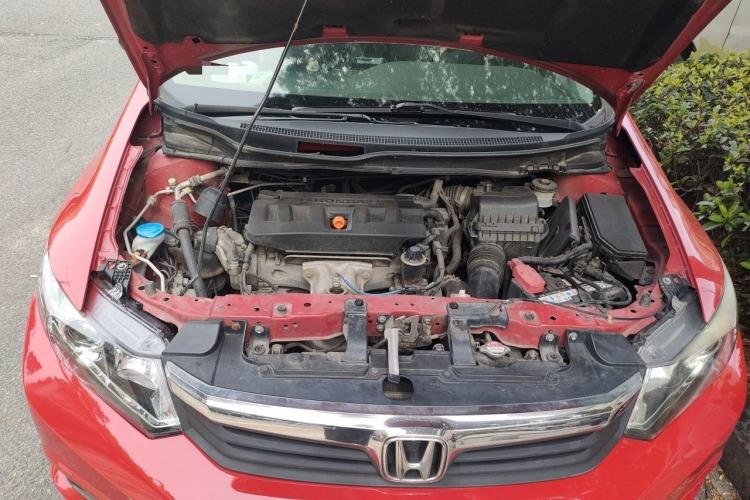 Used Honda Civic 2013 10th Anniversary 1.8L Automatic Comfort Version Engine Bay