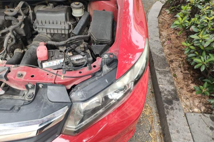 Used Honda Civic 2013 10th Anniversary 1.8L Automatic Comfort Version Engine Bay Left