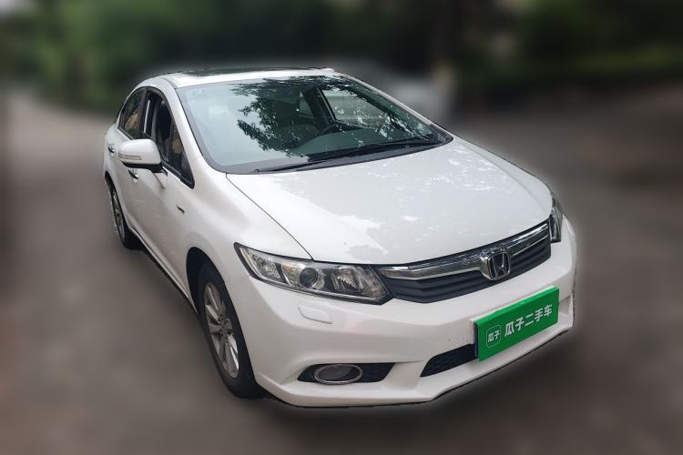 Used Honda Civic 2013 10th Anniversary 1.8L Automatic Luxury Edition Front Right 45 Deg