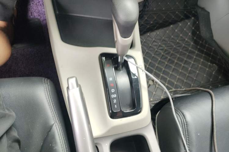 Used Honda Civic 2013 10th Anniversary 1.8L Automatic Comfort Version Gear Lever
