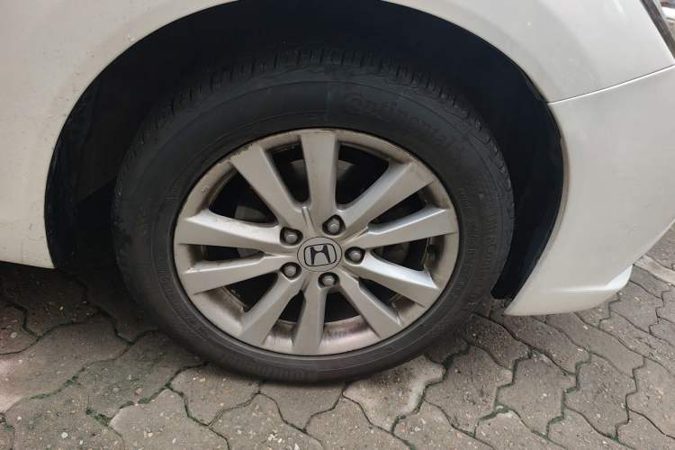 Used Honda Civic 2013 10th Anniversary 1.8L Automatic Luxury Edition Right Front Wheel Hub