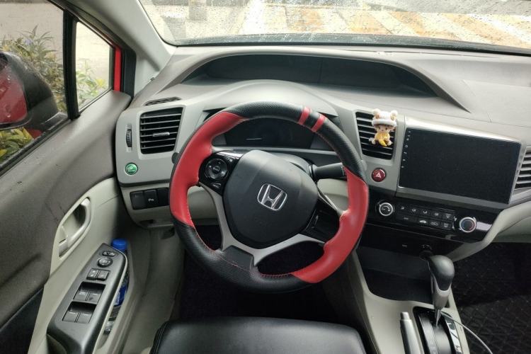 Used Honda Civic 2013 10th Anniversary 1.8L Automatic Comfort Version Steering Wheel