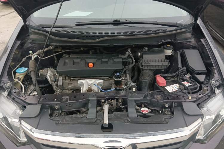 Used Honda Civic 2013 10th Anniversary 1.8L Automatic Comfort Version Engine Bay