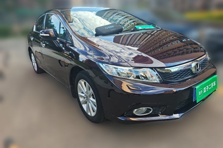 Used Honda Civic 2013 10th Anniversary 1.8L Automatic Luxury Edition Front Right 45 Deg