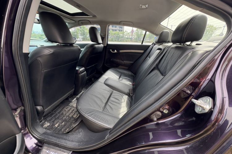 Used Honda Civic 2013 10th Anniversary 1.8L Automatic Luxury Edition Interior 3