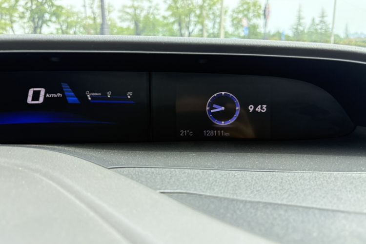 Used Honda Civic 2013 10th Anniversary 1.8L Automatic Luxury Edition Odometer Close Up