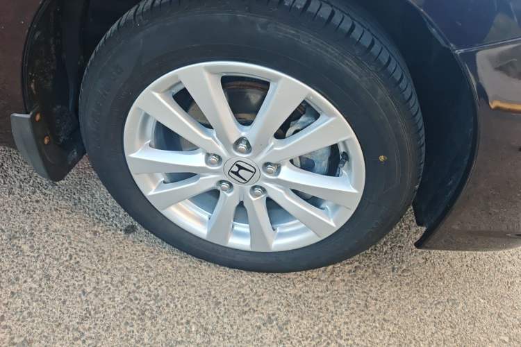 Used Honda Civic 2013 10th Anniversary 1.8L Automatic Luxury Edition Right Front Wheel Hub
