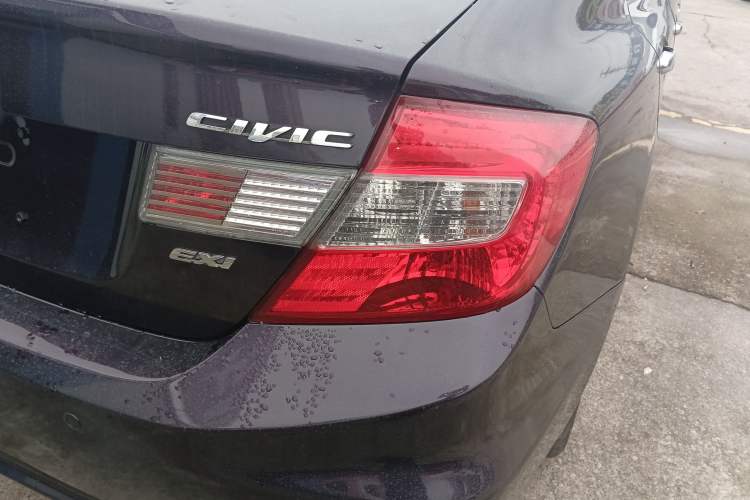 Used Honda Civic 2013 10th Anniversary 1.8L Automatic Comfort Version Right Rear Taillight