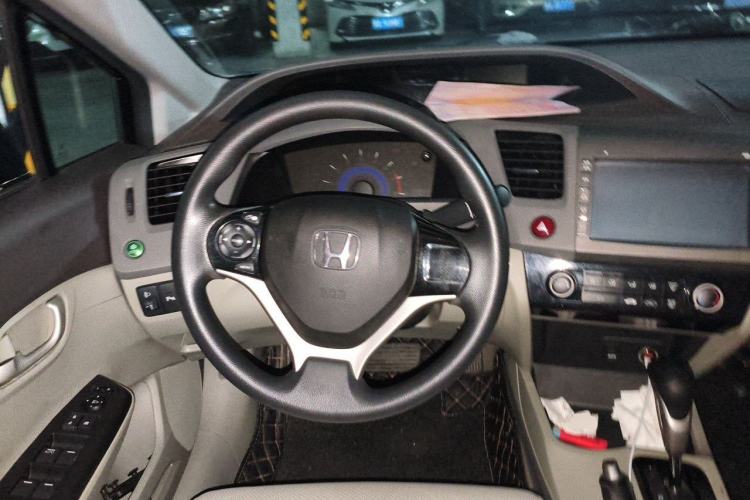 Used Honda Civic 2013 10th Anniversary 1.8L Automatic Comfort Version Steering Wheel