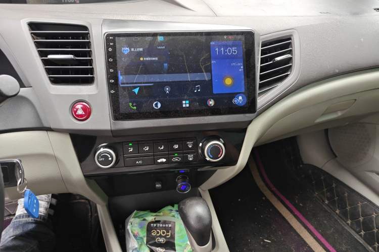 Used Honda Civic 2013 10th Anniversary 1.8L Automatic Comfort Version Audio And AC Panel