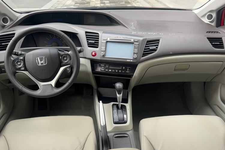 Used Honda Civic 2013 10th Anniversary 1.8L Automatic Luxury Edition Center Console