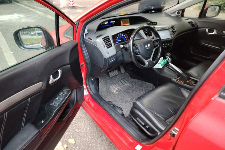 Used Honda Civic 2013 10th Anniversary 1.8L Automatic Luxury Edition Driver Seat