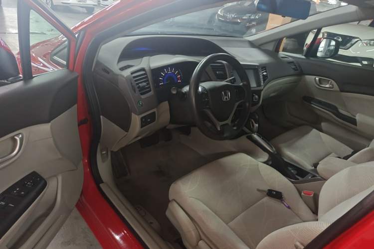 Used Honda Civic 2013 10th Anniversary 1.8L Automatic Comfort Version Driver Seat