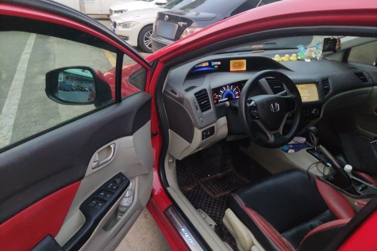 Used Honda Civic 2013 10th Anniversary 1.8L Automatic Comfort Version Driver Seat