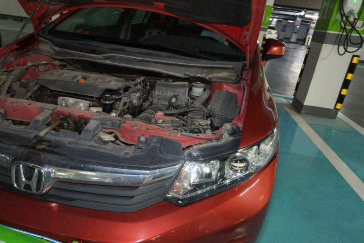 Used Honda Civic 2013 10th Anniversary 1.8L Automatic Comfort Version Engine Bay Left