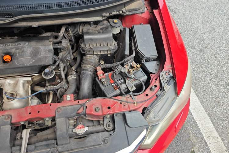 Used Honda Civic 2013 10th Anniversary 1.8L Automatic Luxury Edition Engine Bay Left