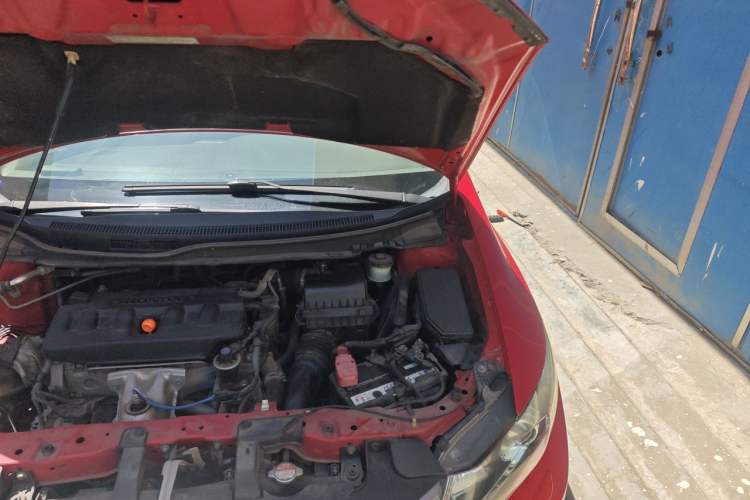 Used Honda Civic 2013 10th Anniversary 1.8L Automatic Luxury Edition Engine Bay Left