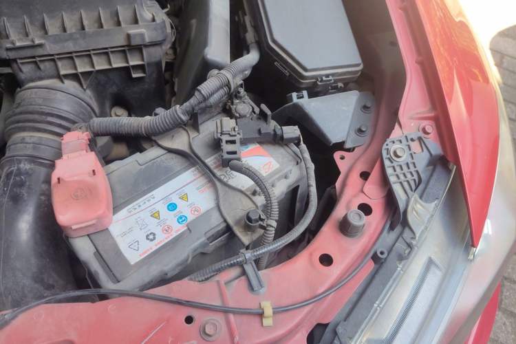 Used Honda Civic 2013 10th Anniversary 1.8L Automatic Luxury Edition Engine Bay Left