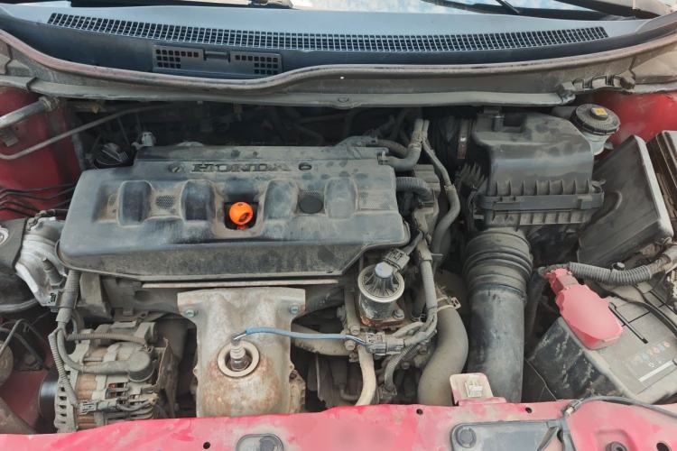 Used Honda Civic 2013 10th Anniversary 1.8L Automatic Comfort Version Engine Bay
