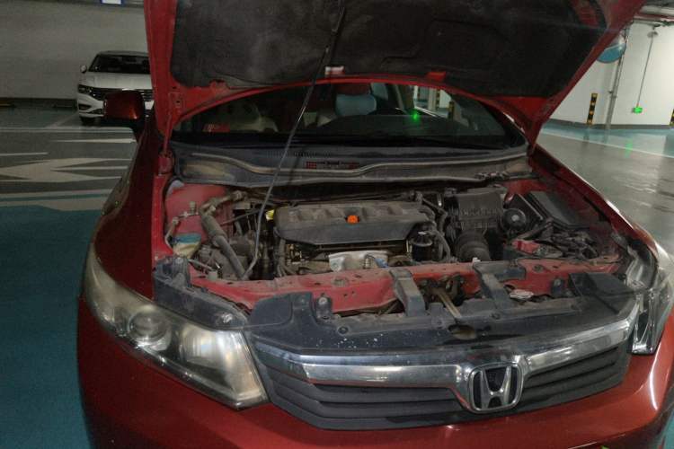 Used Honda Civic 2013 10th Anniversary 1.8L Automatic Comfort Version Engine Bay Right