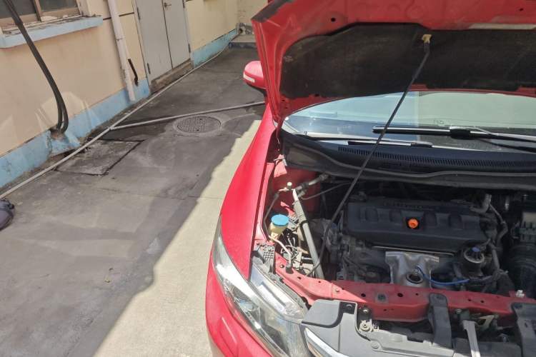 Used Honda Civic 2013 10th Anniversary 1.8L Automatic Luxury Edition Engine Bay Right
