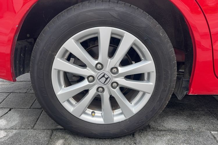 Used Honda Civic 2013 10th Anniversary 1.8L Automatic Luxury Edition Exterior 3