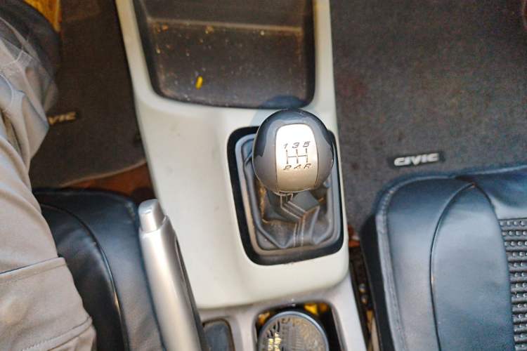 Used Honda Civic 2013 10th Anniversary Edition 1.8L Manual Comfort Version Gear Lever