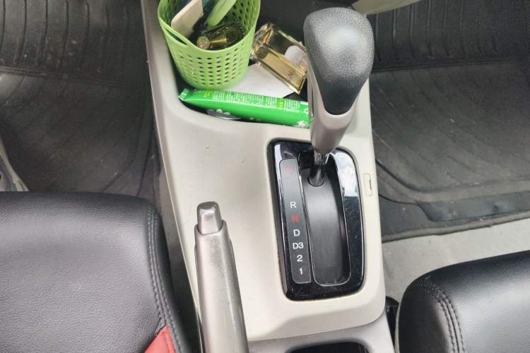 Used Honda Civic 2013 10th Anniversary 1.8L Automatic Comfort Version Gear Lever