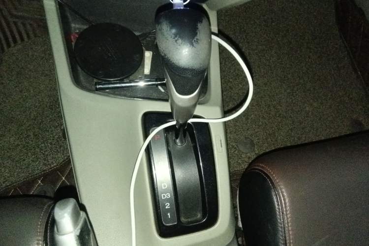 Used Honda Civic 2013 10th Anniversary 1.8L Automatic Comfort Version Gear Lever
