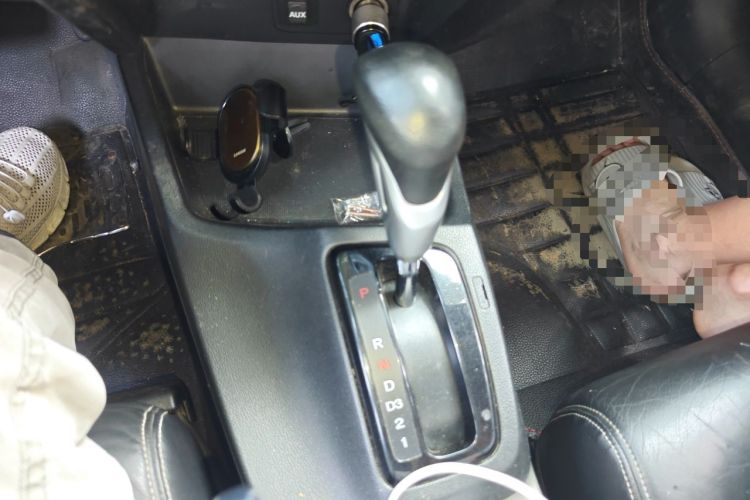 Used Honda Civic 2013 10th Anniversary 1.8L Automatic Luxury Edition Gear Lever