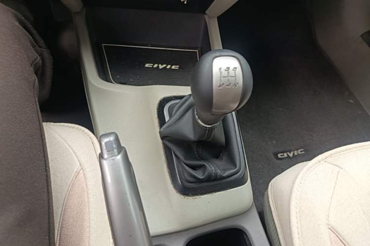 Used Honda Civic 2013 10th Anniversary Edition 1.8L Manual Comfort Version Gear Lever