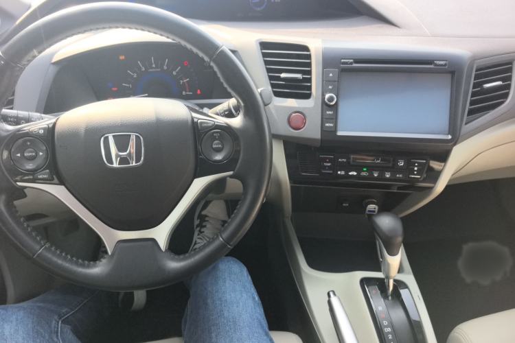 Used Honda Civic 2013 10th Anniversary 1.8L Automatic Luxury Edition Interior 1