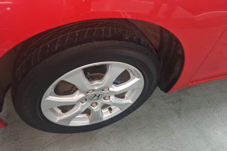 Used Honda Civic 2013 10th Anniversary 1.8L Automatic Comfort Version Left Front Wheel Hub