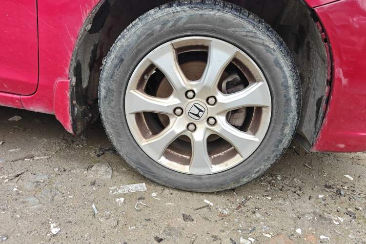 Used Honda Civic 2013 10th Anniversary 1.8L Automatic Comfort Version Right Front Wheel Hub