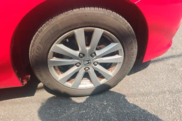 Used Honda Civic 2013 10th Anniversary 1.8L Automatic Luxury Edition Right Front Wheel Hub