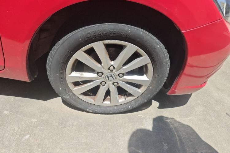 Used Honda Civic 2013 10th Anniversary 1.8L Automatic Luxury Edition Right Front Wheel Hub
