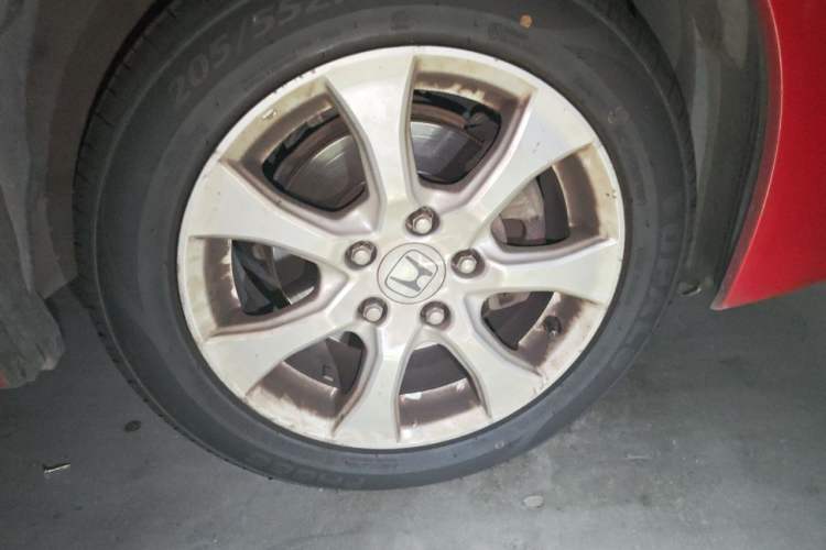 Used Honda Civic 2013 10th Anniversary 1.8L Automatic Comfort Version Right Front Wheel Hub