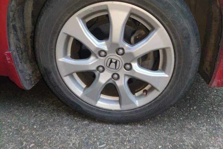 Used Honda Civic 2013 10th Anniversary 1.8L Automatic Comfort Version Right Front Wheel Hub