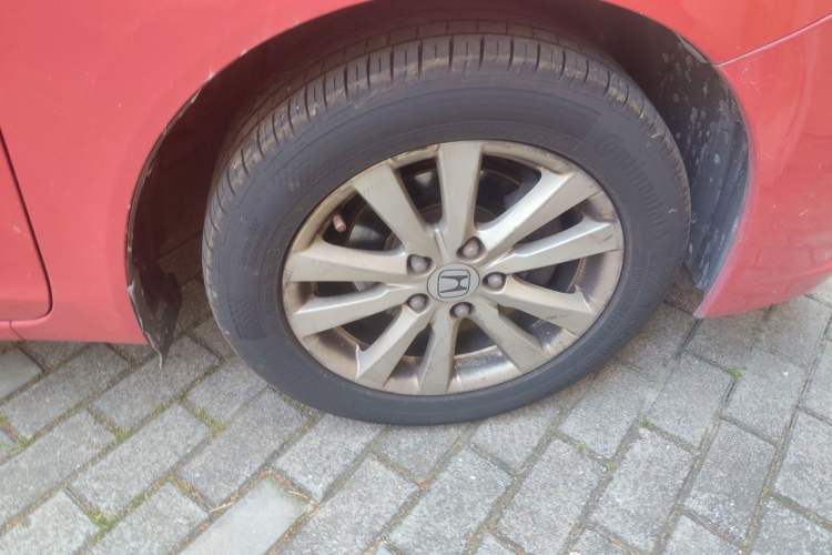 Used Honda Civic 2013 10th Anniversary 1.8L Automatic Luxury Edition Right Front Wheel Hub
