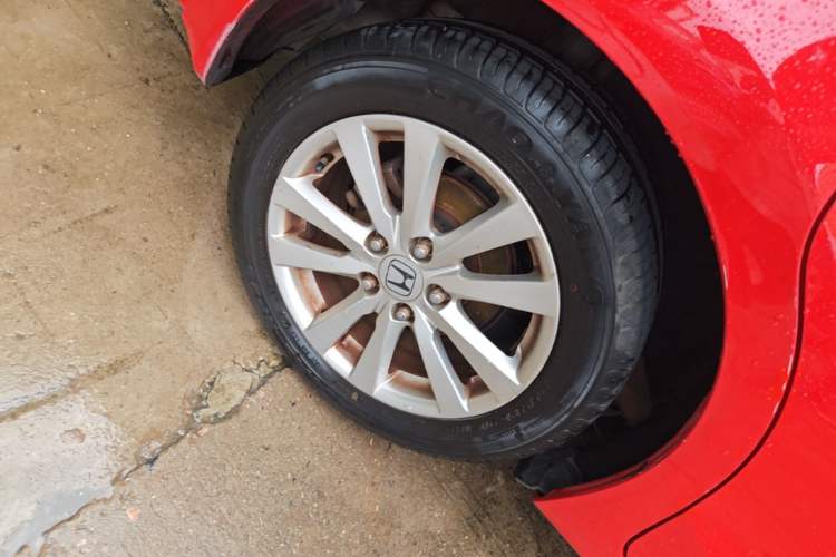 Used Honda Civic 2013 10th Anniversary 1.8L Automatic Luxury Edition Right Rear Wheel Hub
