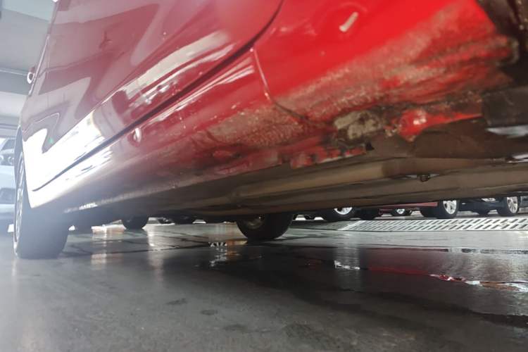 Used Honda Civic 2013 10th Anniversary 1.8L Automatic Comfort Version Right Side Sill
