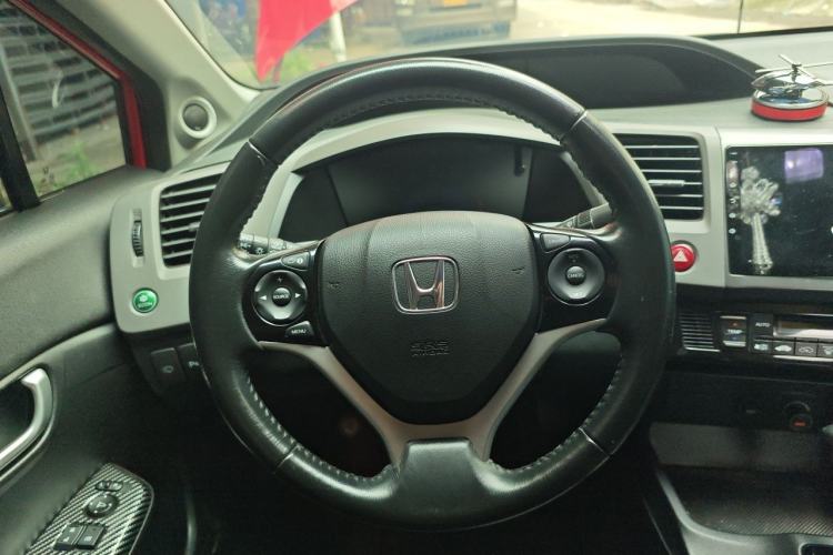 Used Honda Civic 2013 10th Anniversary 1.8L Automatic Luxury Edition Steering Wheel