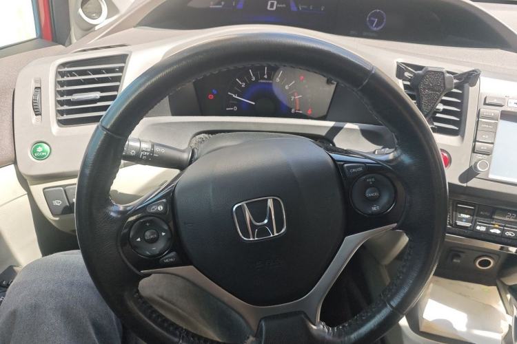 Used Honda Civic 2013 10th Anniversary 1.8L Automatic Luxury Edition Steering Wheel