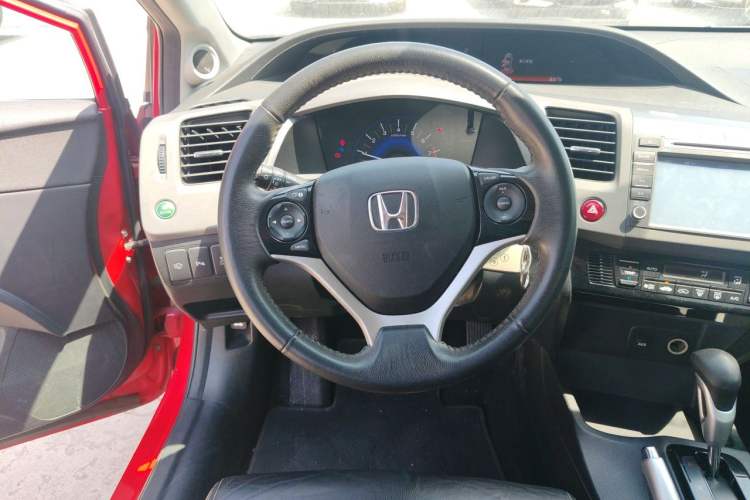 Used Honda Civic 2013 10th Anniversary 1.8L Automatic Luxury Edition Steering Wheel