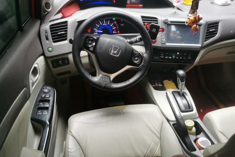Used Honda Civic 2013 10th Anniversary 1.8L Automatic Luxury Edition Steering Wheel